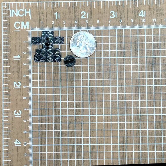 It's a Beautiful Day To Leave Me Alone White Black Enamel Pin Snarky Funny - Picture 4 of 4